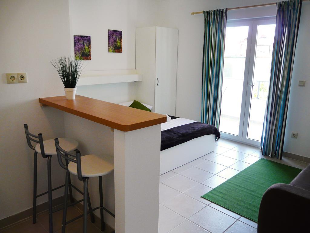Apartment Luna Drvenik  Exteriör bild