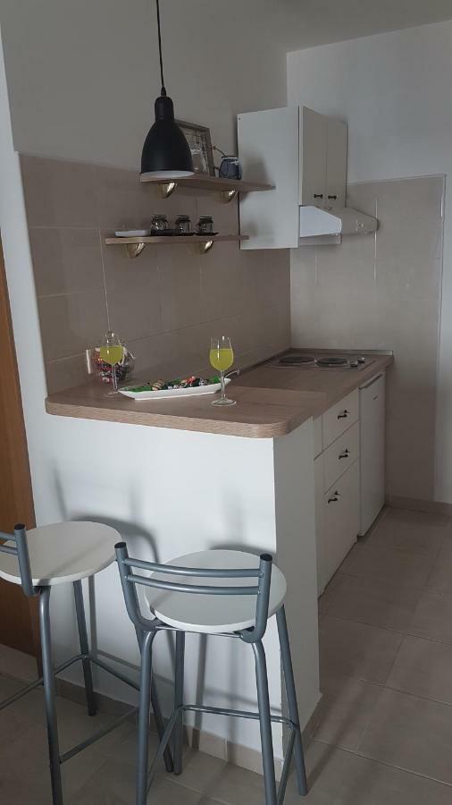 Apartment Luna Drvenik  Exteriör bild